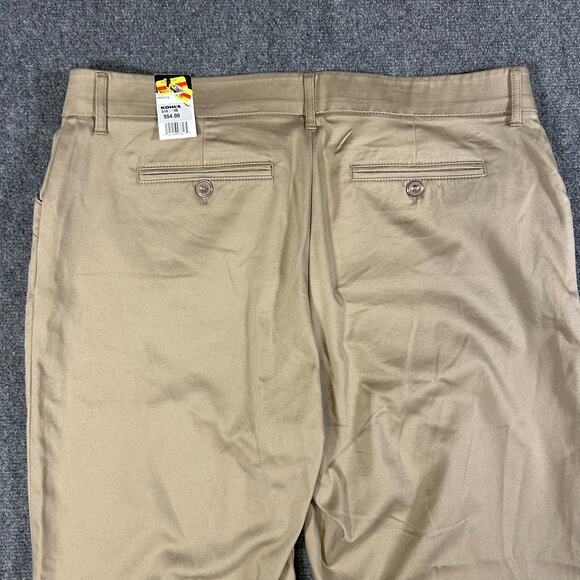 NWT Lee Reg Straight Mid Rise Khakis Women's 18W Med Tan Flex Motion Plus Pants - Picture 2 of 11